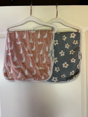 Copper Pearl Deluxe Burp Cloths